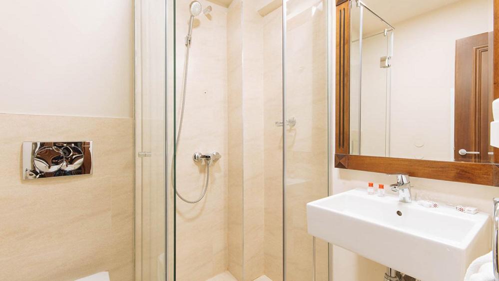 Hotel Alpin Rarau Câmpulung Moldovenesc Εξωτερικό φωτογραφία