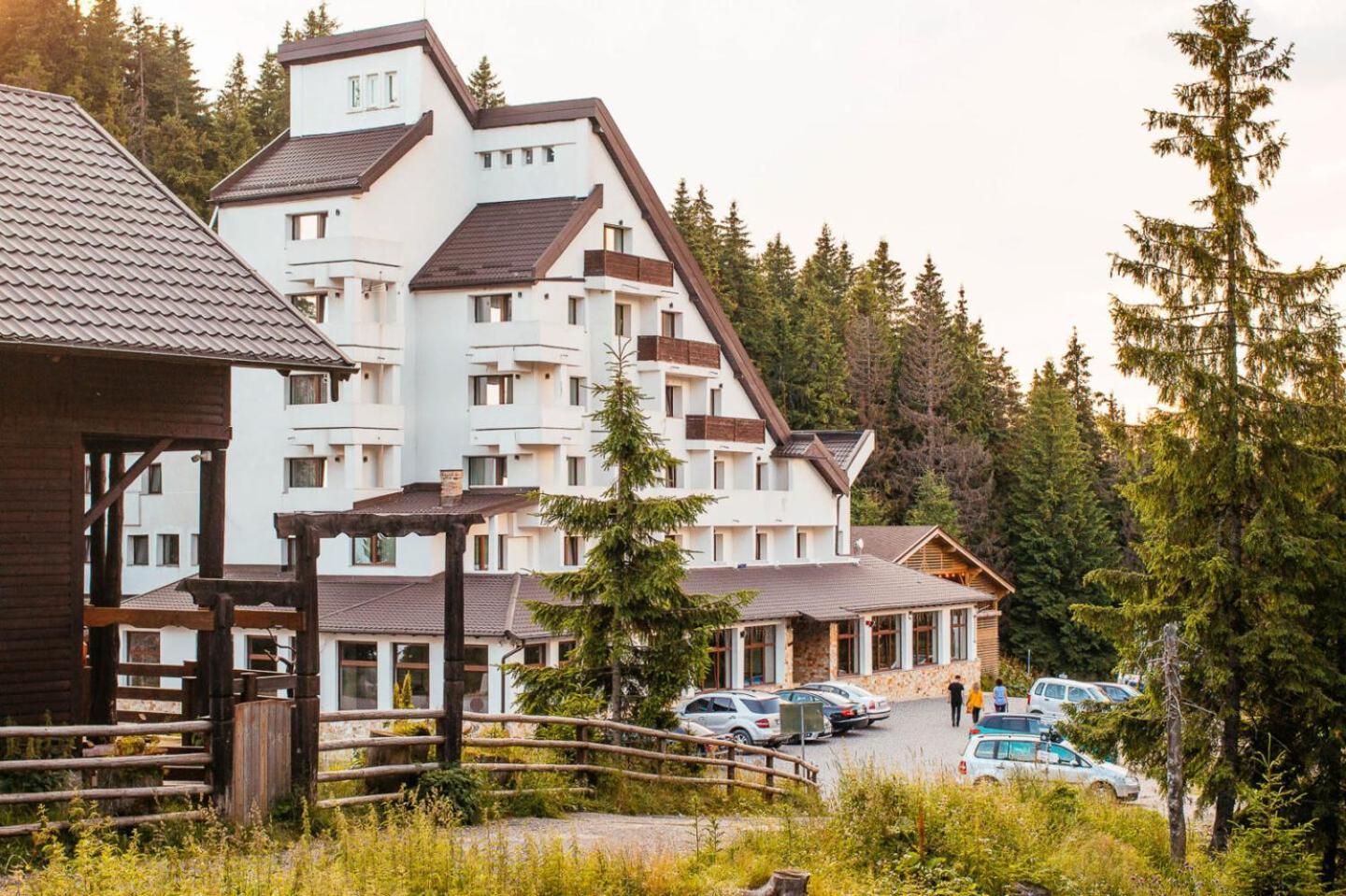 Hotel Alpin Rarau Câmpulung Moldovenesc Εξωτερικό φωτογραφία